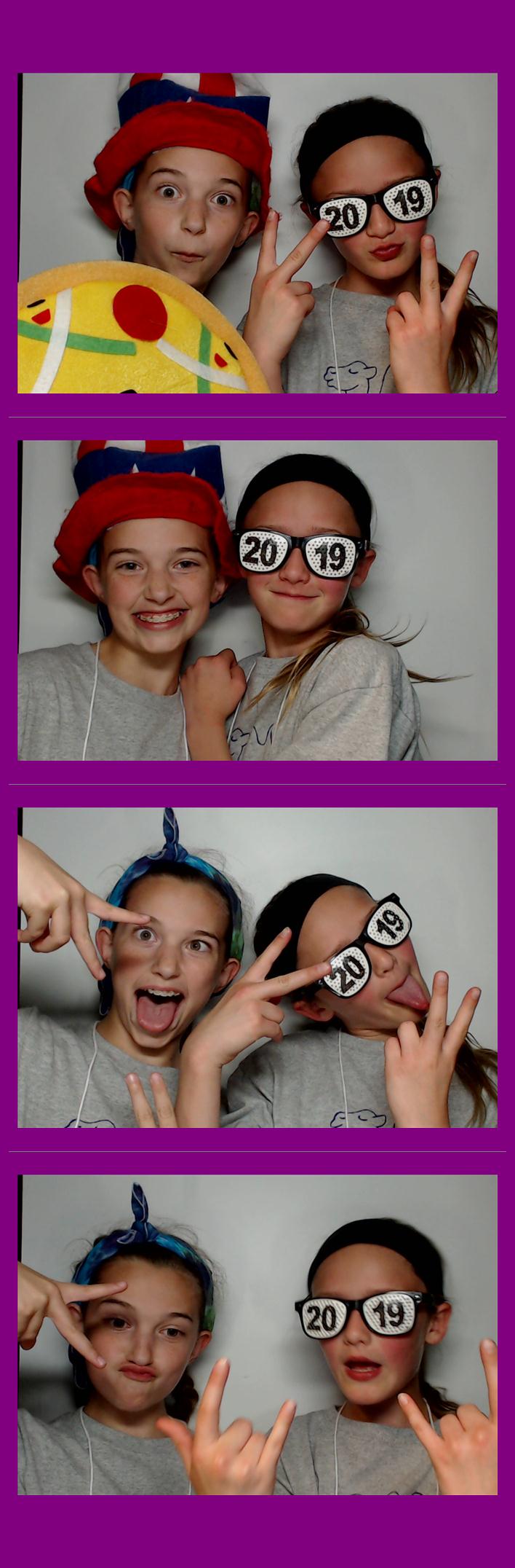 Campbell Ridge Elementary  | View more photos from the event at gallery.saycheesephotobooth.com/u/SayCheesePhotoBooth/Campbell-Ridge-Elementary