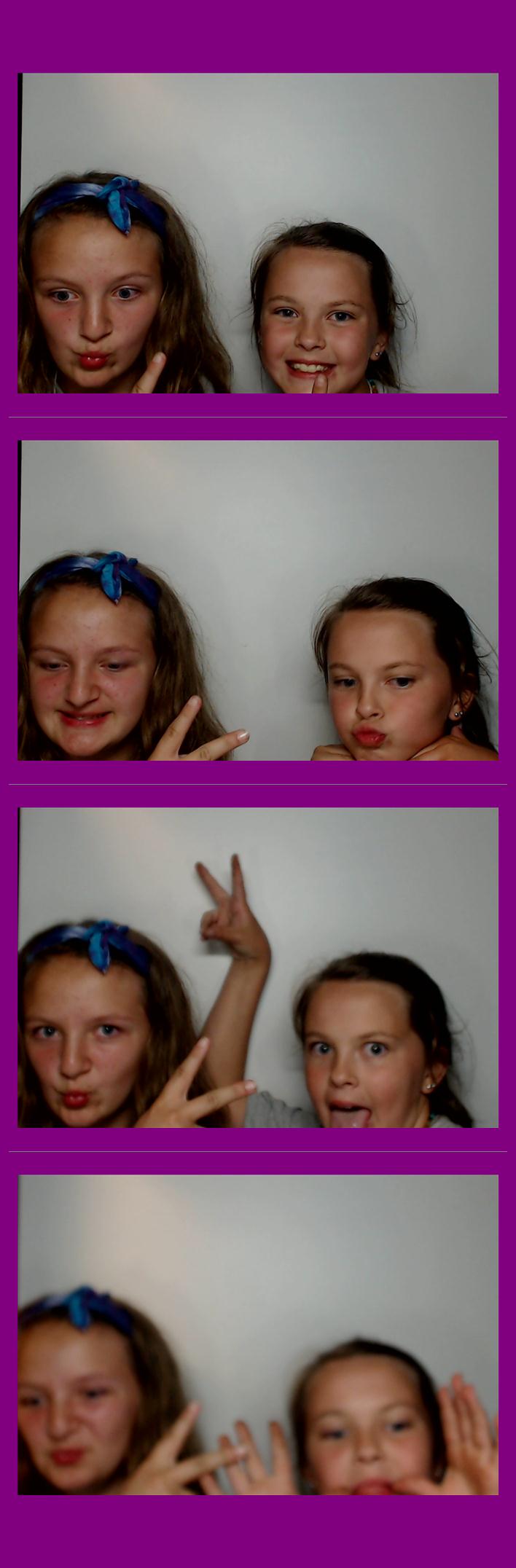 Campbell Ridge Elementary  | View more photos from the event at gallery.saycheesephotobooth.com/u/SayCheesePhotoBooth/Campbell-Ridge-Elementary