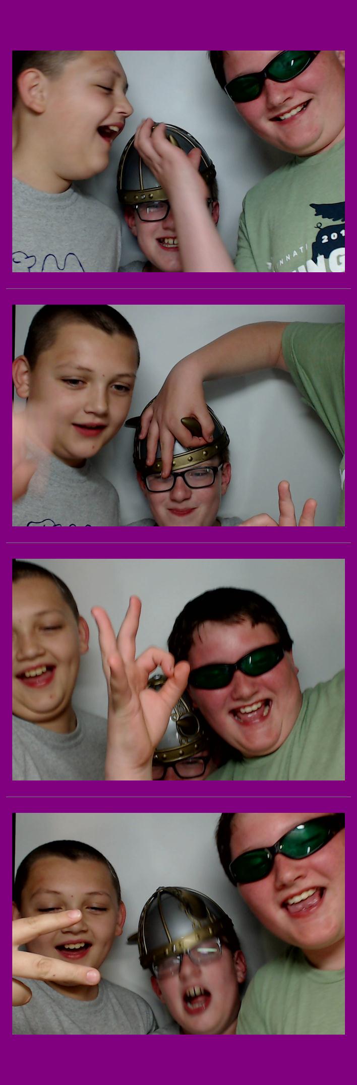 Campbell Ridge Elementary  | View more photos from the event at gallery.saycheesephotobooth.com/u/SayCheesePhotoBooth/Campbell-Ridge-Elementary