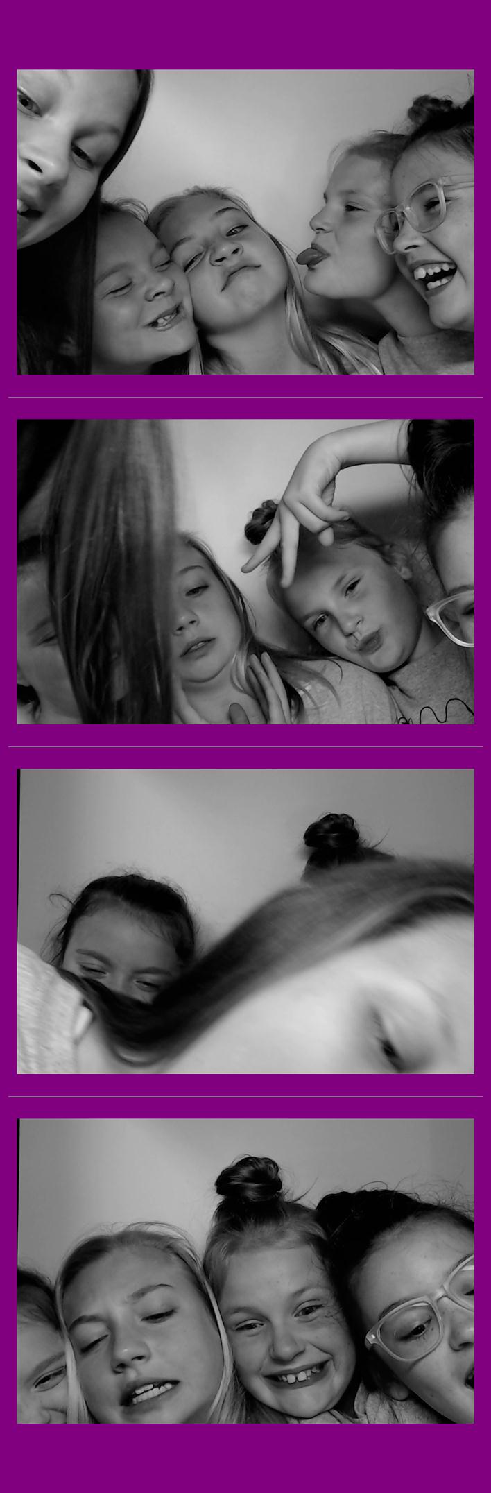 Campbell Ridge Elementary  | View more photos from the event at gallery.saycheesephotobooth.com/u/SayCheesePhotoBooth/Campbell-Ridge-Elementary