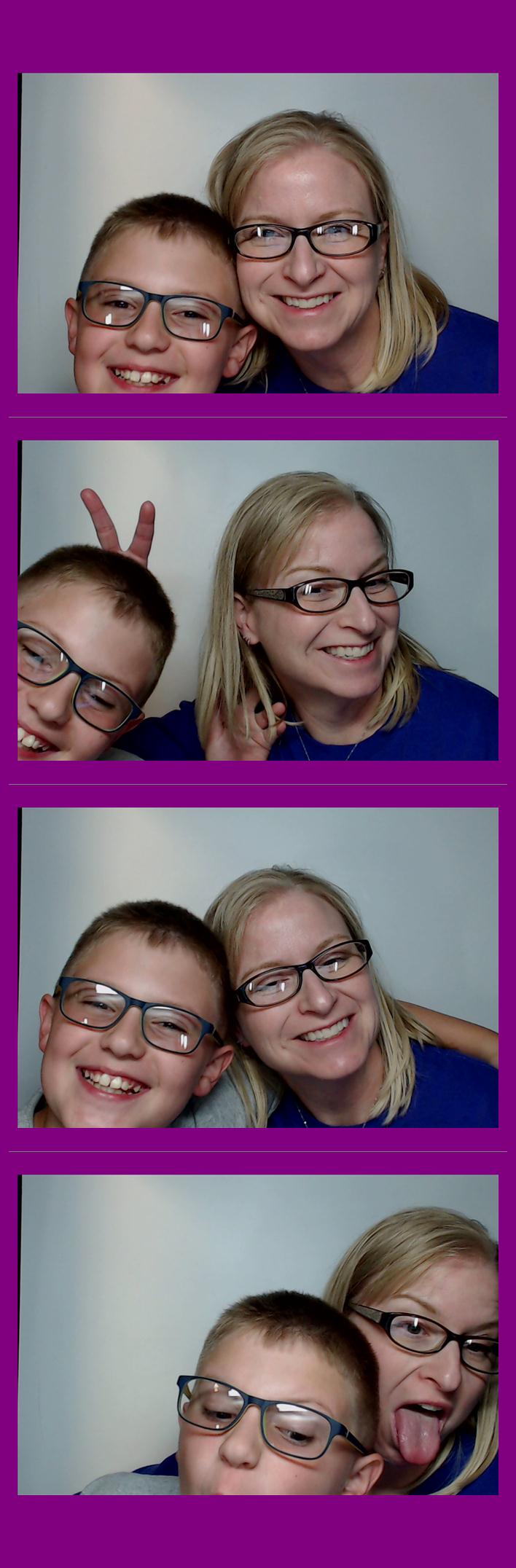 Campbell Ridge Elementary  | View more photos from the event at gallery.saycheesephotobooth.com/u/SayCheesePhotoBooth/Campbell-Ridge-Elementary