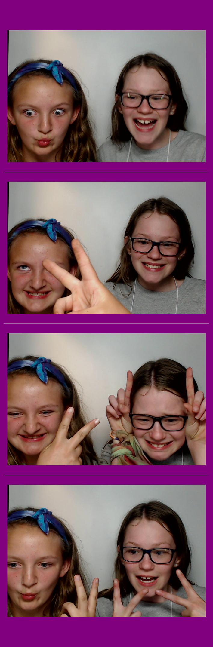 Campbell Ridge Elementary  | View more photos from the event at gallery.saycheesephotobooth.com/u/SayCheesePhotoBooth/Campbell-Ridge-Elementary