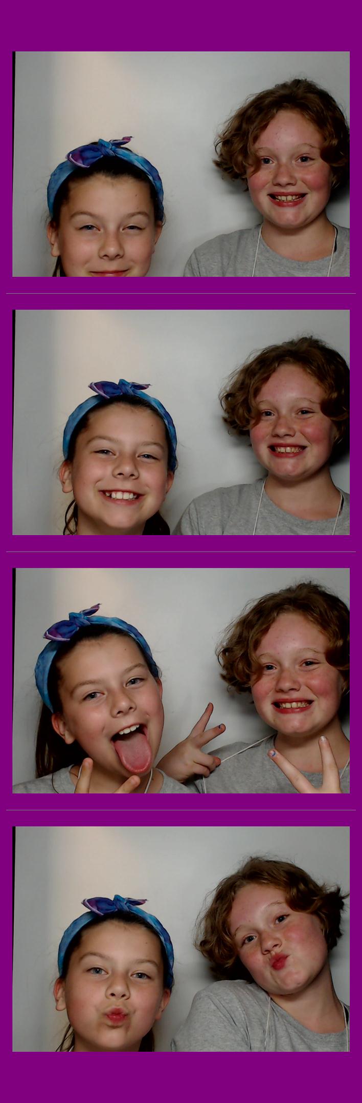 Campbell Ridge Elementary  | View more photos from the event at gallery.saycheesephotobooth.com/u/SayCheesePhotoBooth/Campbell-Ridge-Elementary