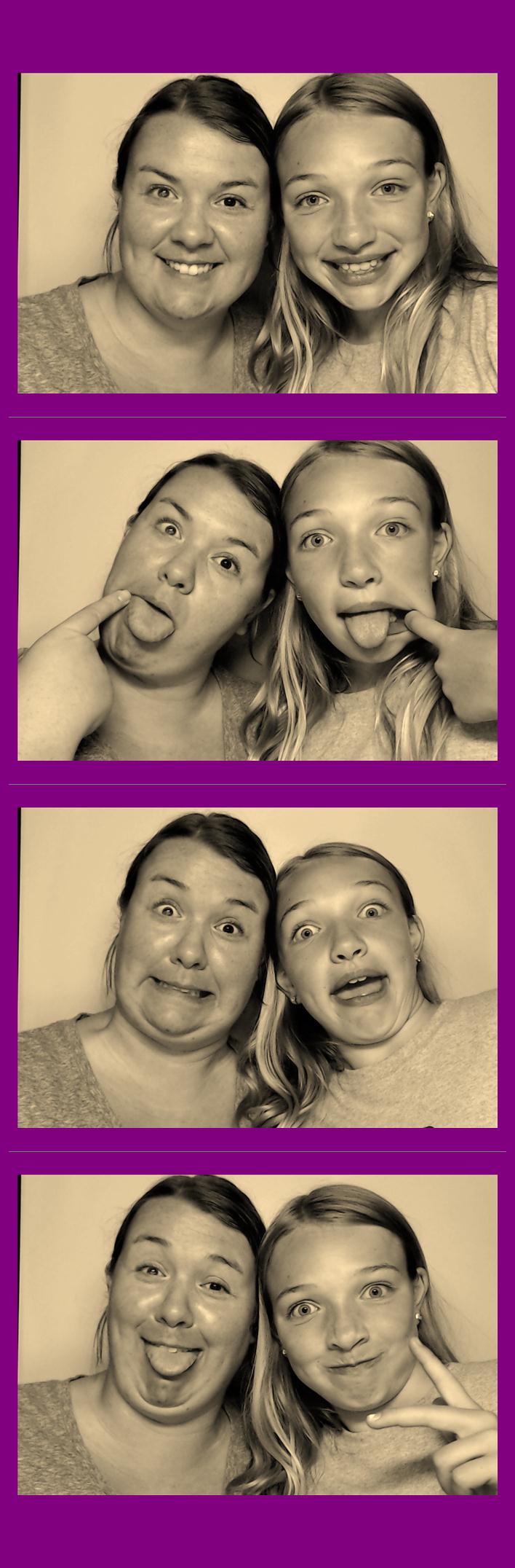Campbell Ridge Elementary  | View more photos from the event at gallery.saycheesephotobooth.com/u/SayCheesePhotoBooth/Campbell-Ridge-Elementary