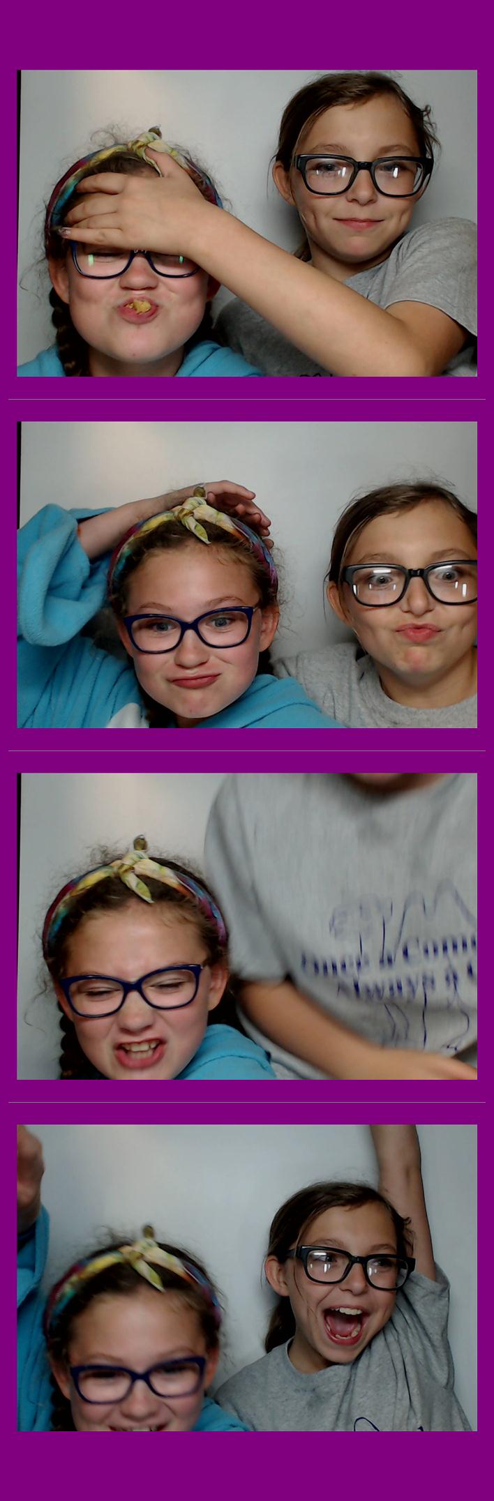 Campbell Ridge Elementary  | View more photos from the event at gallery.saycheesephotobooth.com/u/SayCheesePhotoBooth/Campbell-Ridge-Elementary