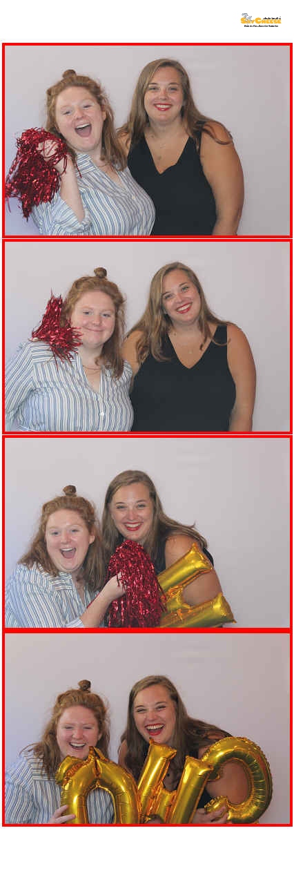 Chi Omega  | View more photos from the event at gallery.saycheesephotobooth.com/u/SayCheesePhotoBooth/Chi-Omega