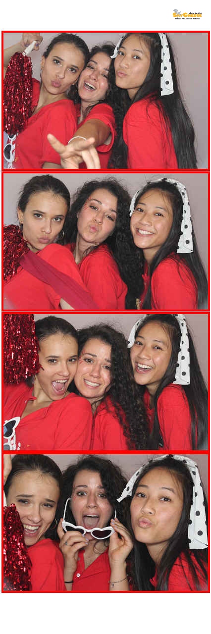 Chi Omega  | View more photos from the event at gallery.saycheesephotobooth.com/u/SayCheesePhotoBooth/Chi-Omega