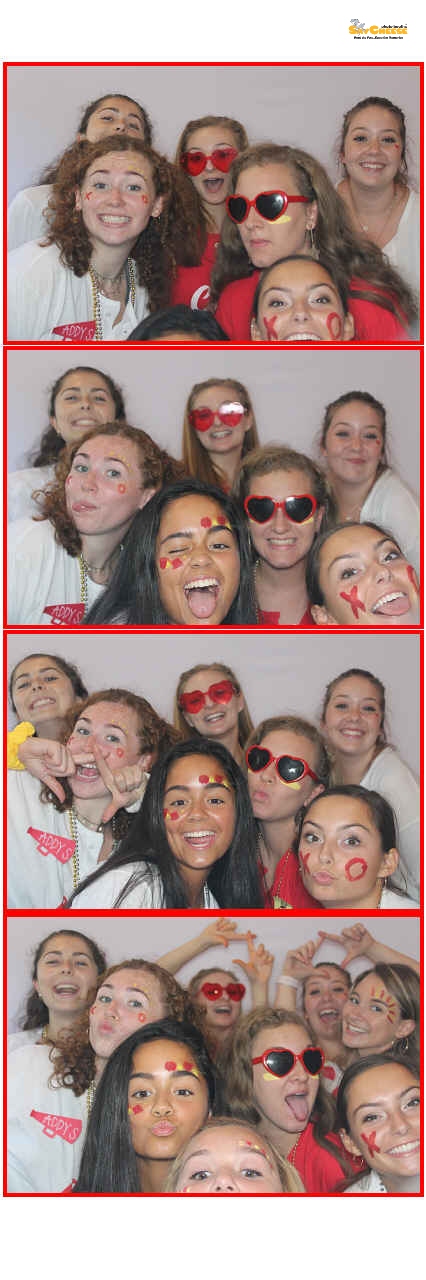Chi Omega  | View more photos from the event at gallery.saycheesephotobooth.com/u/SayCheesePhotoBooth/Chi-Omega