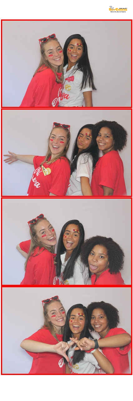 Chi Omega  | View more photos from the event at gallery.saycheesephotobooth.com/u/SayCheesePhotoBooth/Chi-Omega