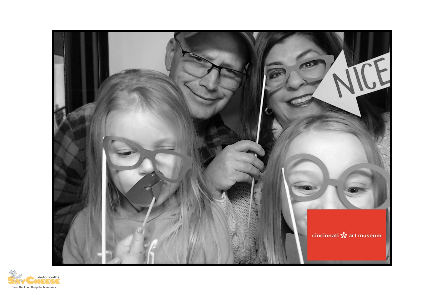 Cincinnati Art Museum | View more photos from the event at gallery.saycheesephotobooth.com/u/SayCheesePhotoBooth/Cincinnati-Art-Museum