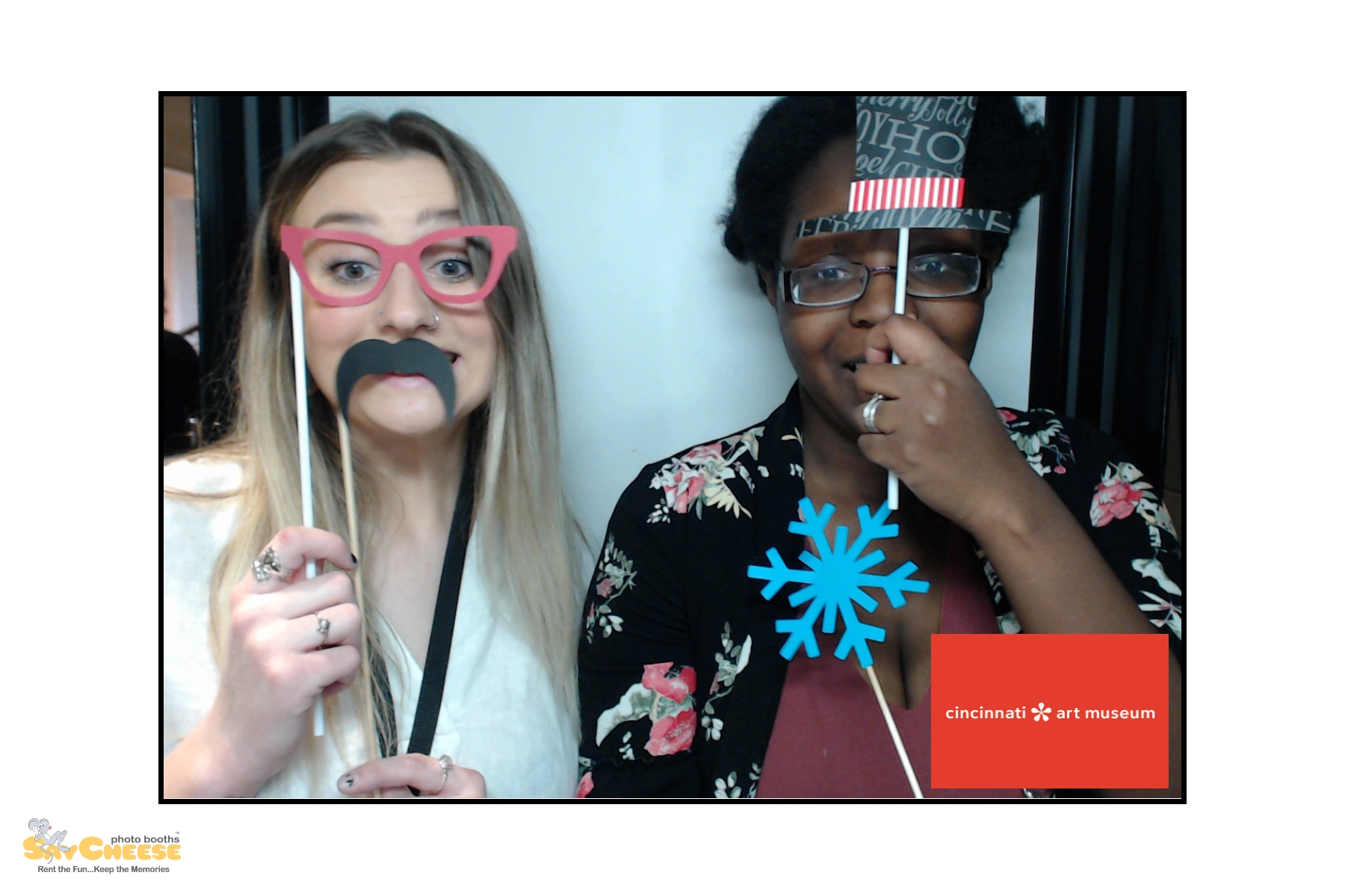 Cincinnati Art Museum | View more photos from the event at gallery.saycheesephotobooth.com/u/SayCheesePhotoBooth/Cincinnati-Art-Museum