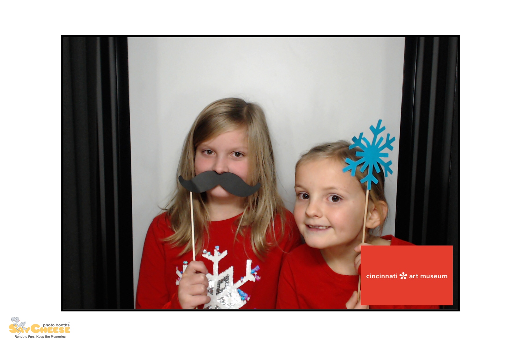 Cincinnati Art Museum | View more photos from the event at gallery.saycheesephotobooth.com/u/SayCheesePhotoBooth/Cincinnati-Art-Museum
