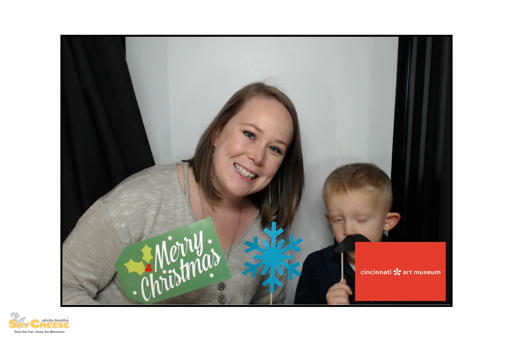 Cincinnati Art Museum | View more photos from the event at gallery.saycheesephotobooth.com/u/SayCheesePhotoBooth/Cincinnati-Art-Museum