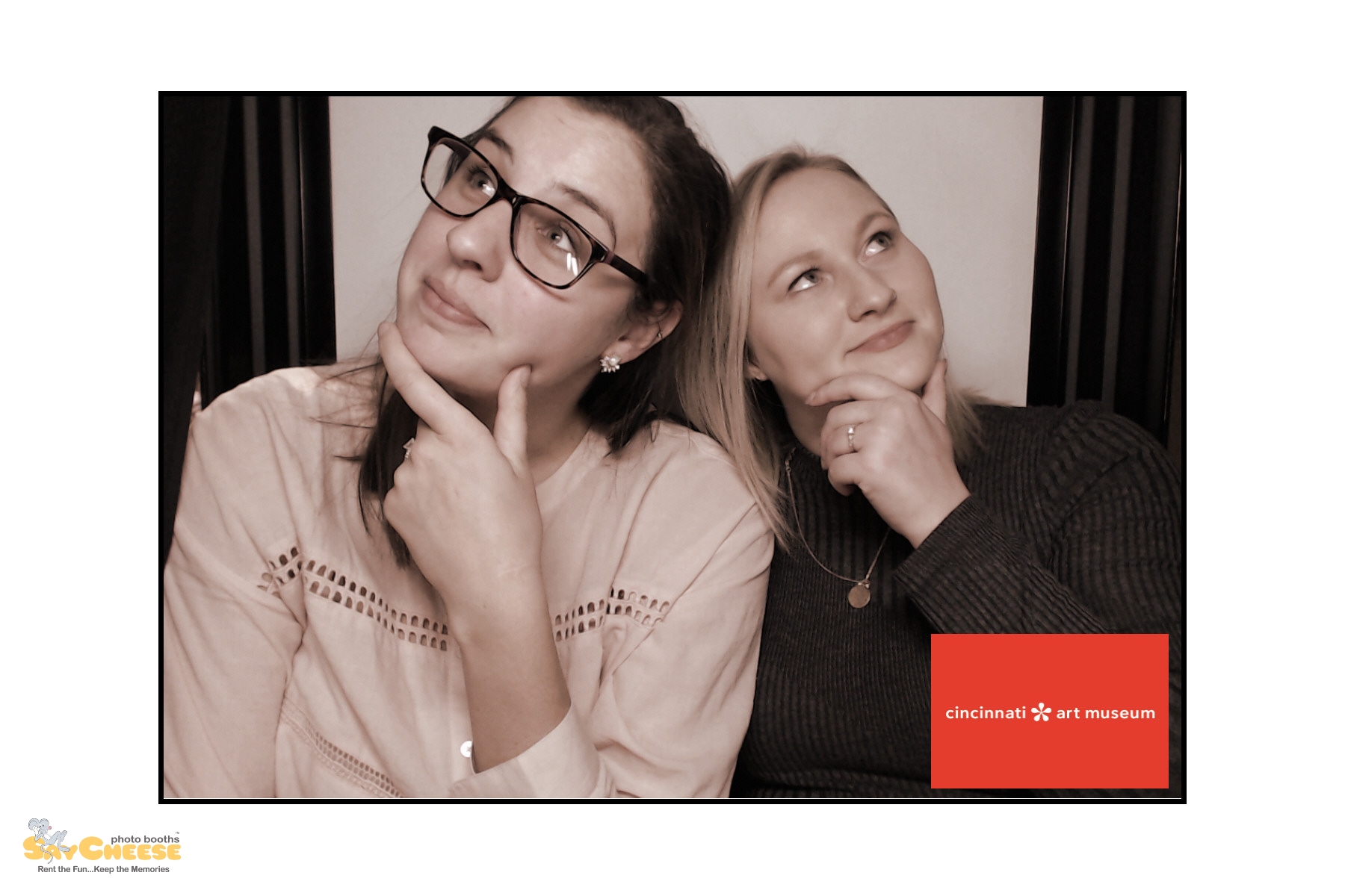 Cincinnati Art Museum | View more photos from the event at gallery.saycheesephotobooth.com/u/SayCheesePhotoBooth/Cincinnati-Art-Museum