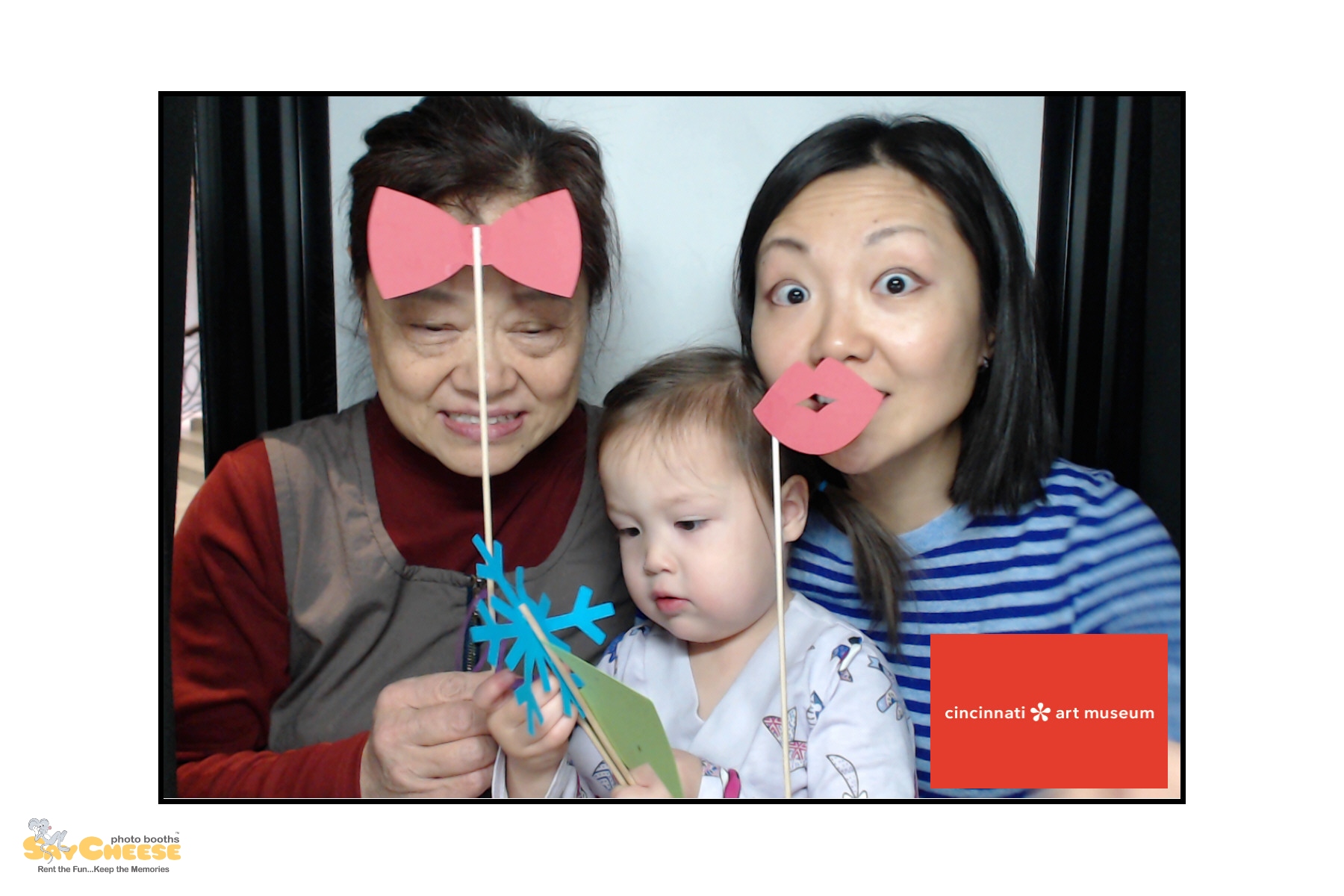 Cincinnati Art Museum | View more photos from the event at gallery.saycheesephotobooth.com/u/SayCheesePhotoBooth/Cincinnati-Art-Museum