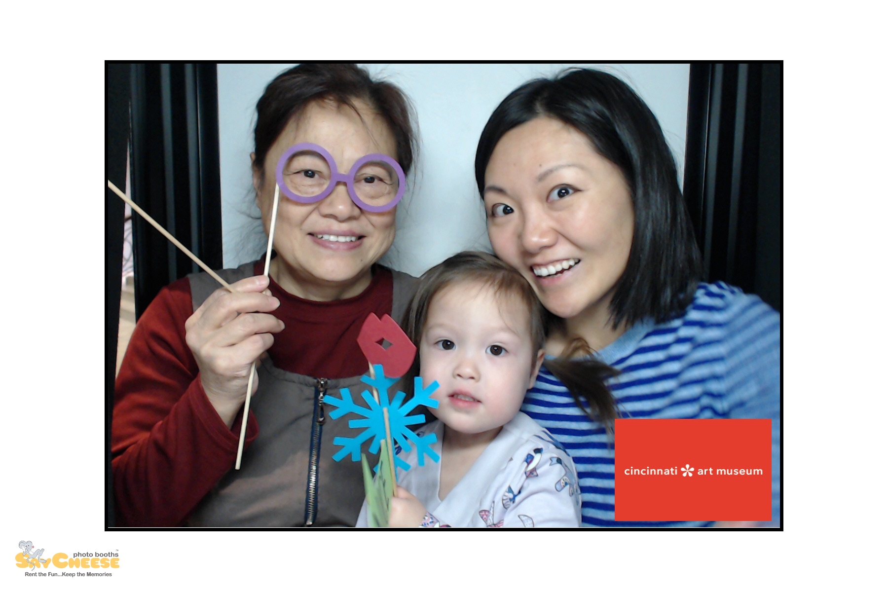 Cincinnati Art Museum | View more photos from the event at gallery.saycheesephotobooth.com/u/SayCheesePhotoBooth/Cincinnati-Art-Museum