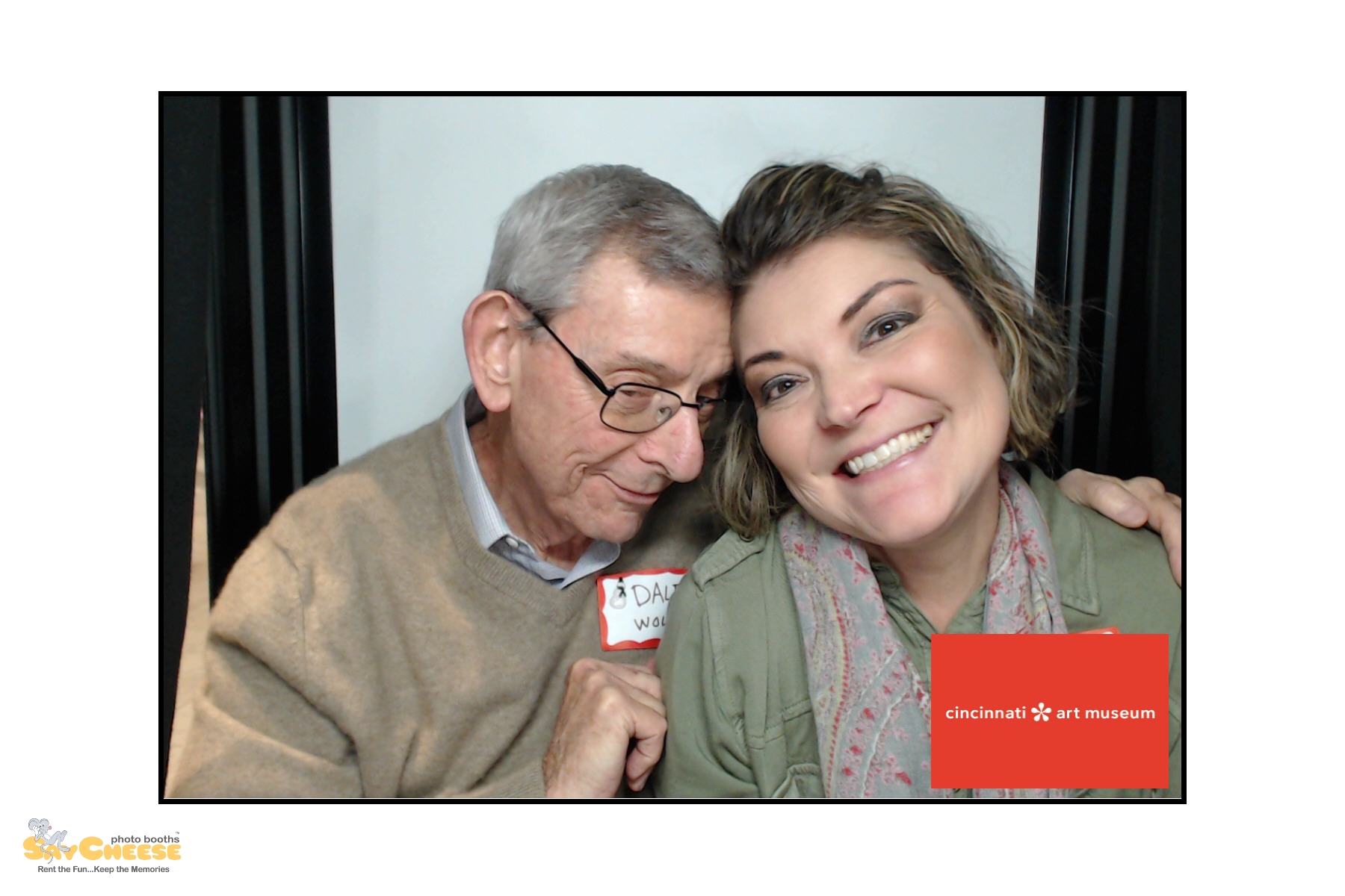 Cincinnati Art Museum | View more photos from the event at gallery.saycheesephotobooth.com/u/SayCheesePhotoBooth/Cincinnati-Art-Museum