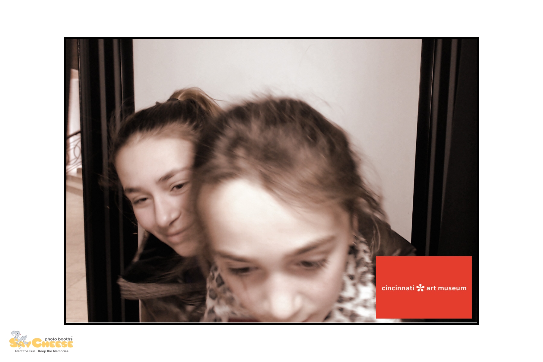 Cincinnati Art Museum | View more photos from the event at gallery.saycheesephotobooth.com/u/SayCheesePhotoBooth/Cincinnati-Art-Museum