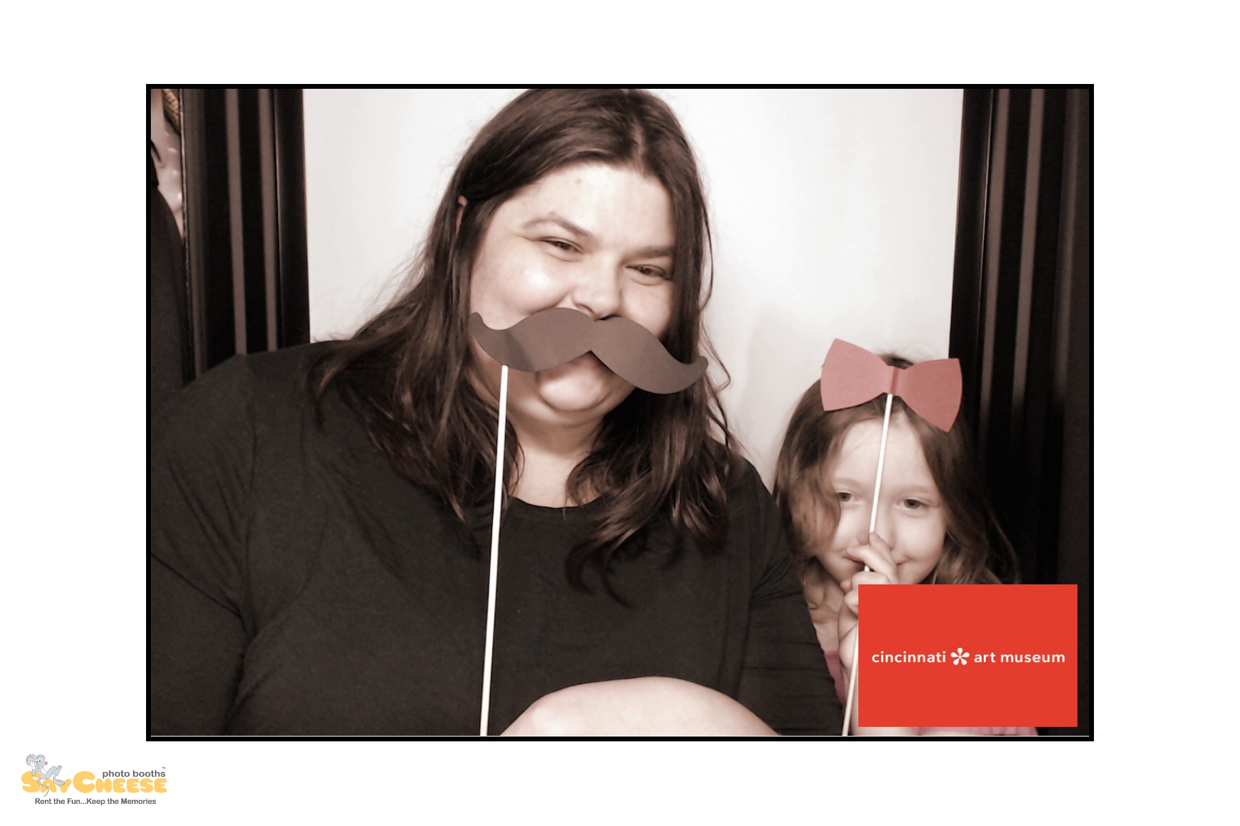 Cincinnati Art Museum | View more photos from the event at gallery.saycheesephotobooth.com/u/SayCheesePhotoBooth/Cincinnati-Art-Museum