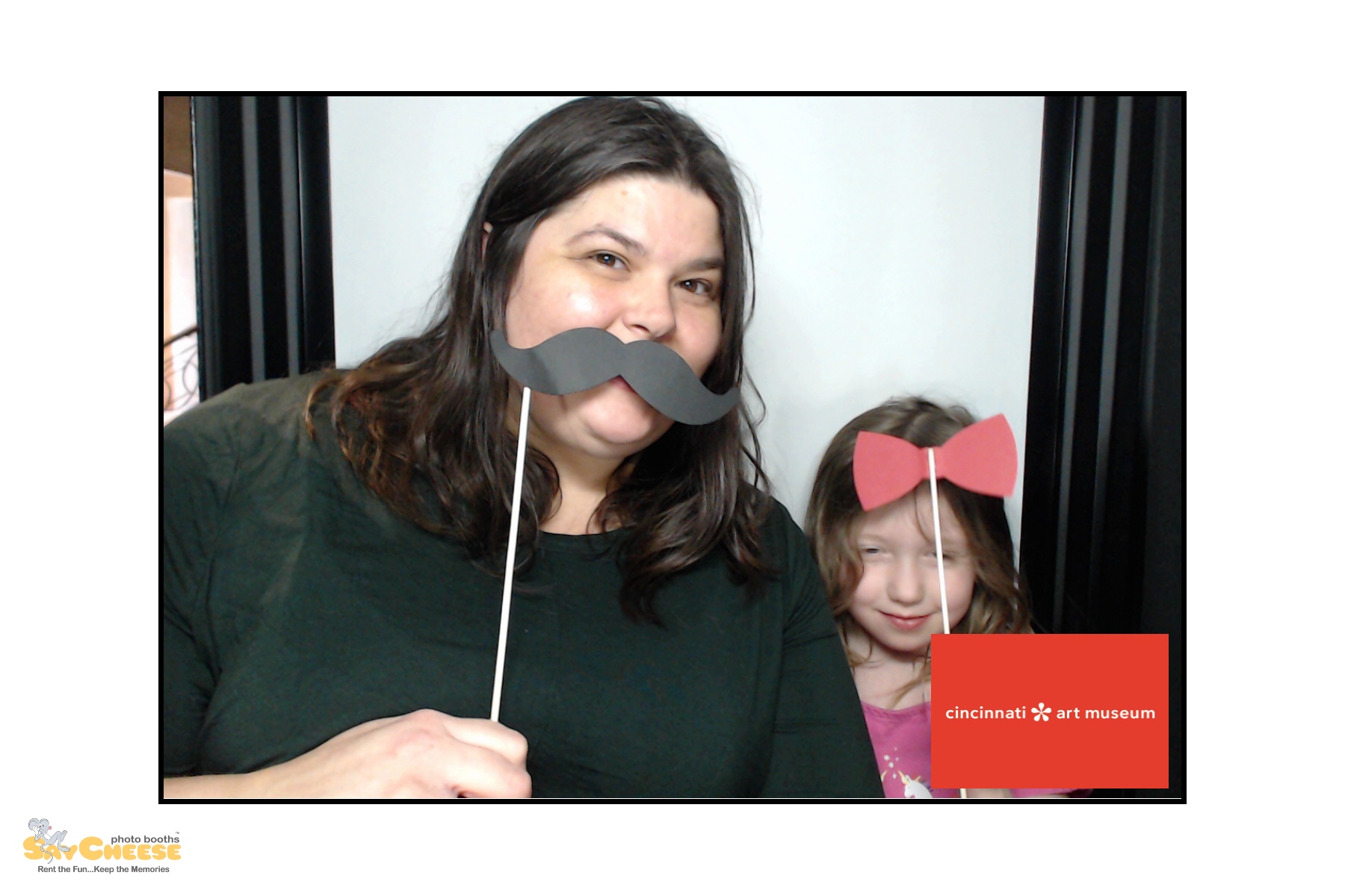 Cincinnati Art Museum | View more photos from the event at gallery.saycheesephotobooth.com/u/SayCheesePhotoBooth/Cincinnati-Art-Museum