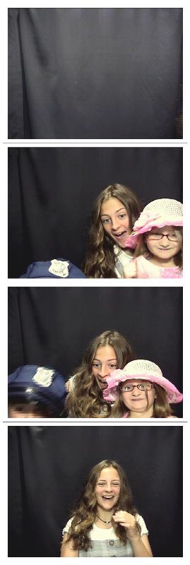 Daddy Daughter Derby Dance  | View more photos from the event at gallery.saycheesephotobooth.com/u/SayCheesePhotoBooth/Daddy-Daughter-Derby-Dance