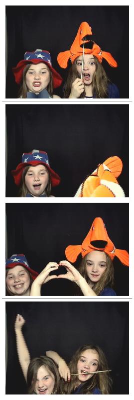 Daddy Daughter Derby Dance  | View more photos from the event at gallery.saycheesephotobooth.com/u/SayCheesePhotoBooth/Daddy-Daughter-Derby-Dance