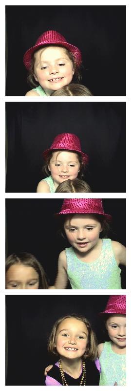 Daddy Daughter Derby Dance  | View more photos from the event at gallery.saycheesephotobooth.com/u/SayCheesePhotoBooth/Daddy-Daughter-Derby-Dance