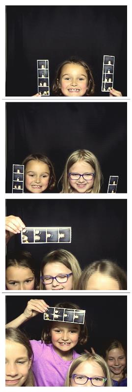 Daddy Daughter Derby Dance  | View more photos from the event at gallery.saycheesephotobooth.com/u/SayCheesePhotoBooth/Daddy-Daughter-Derby-Dance