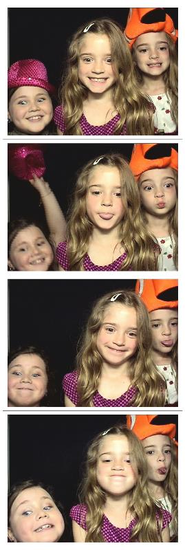 Daddy Daughter Derby Dance  | View more photos from the event at gallery.saycheesephotobooth.com/u/SayCheesePhotoBooth/Daddy-Daughter-Derby-Dance