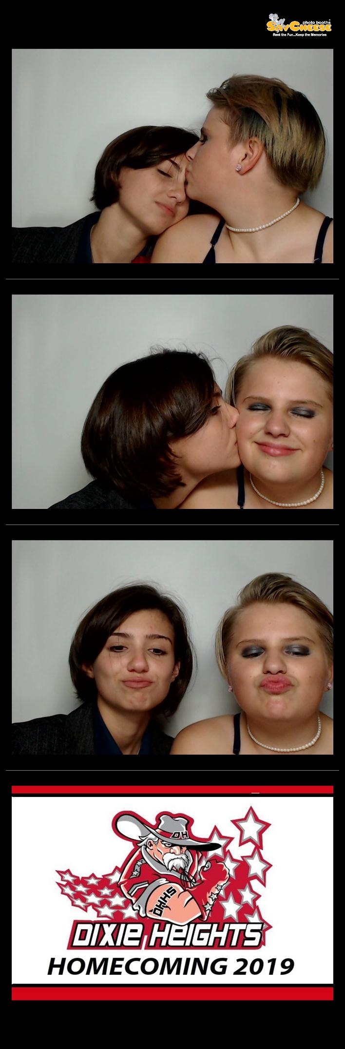 Dixie Heights Homecoming  | View more photos from the event at gallery.saycheesephotobooth.com/u/SayCheesePhotoBooth/Dixie-Heights-Homecoming