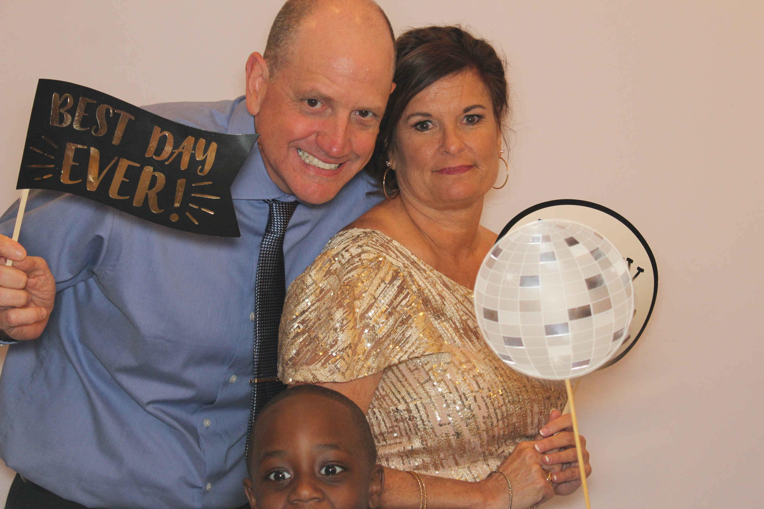 Emily and Wyatt  | View more photos from the event at gallery.saycheesephotobooth.com/u/SayCheesePhotoBooth/Emily-and-Wyatt-0