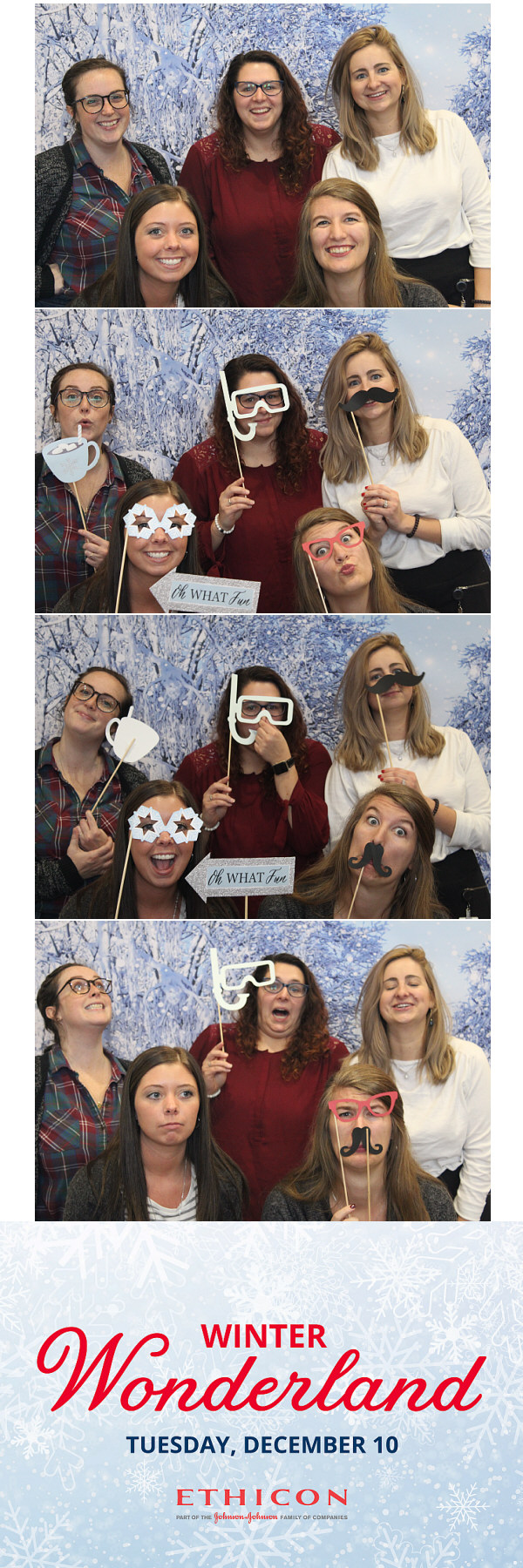 Ethicon Winter Wonderland  | View more photos from the event at gallery.saycheesephotobooth.com/u/SayCheesePhotoBooth/Ethicon-Winter-Wonderland