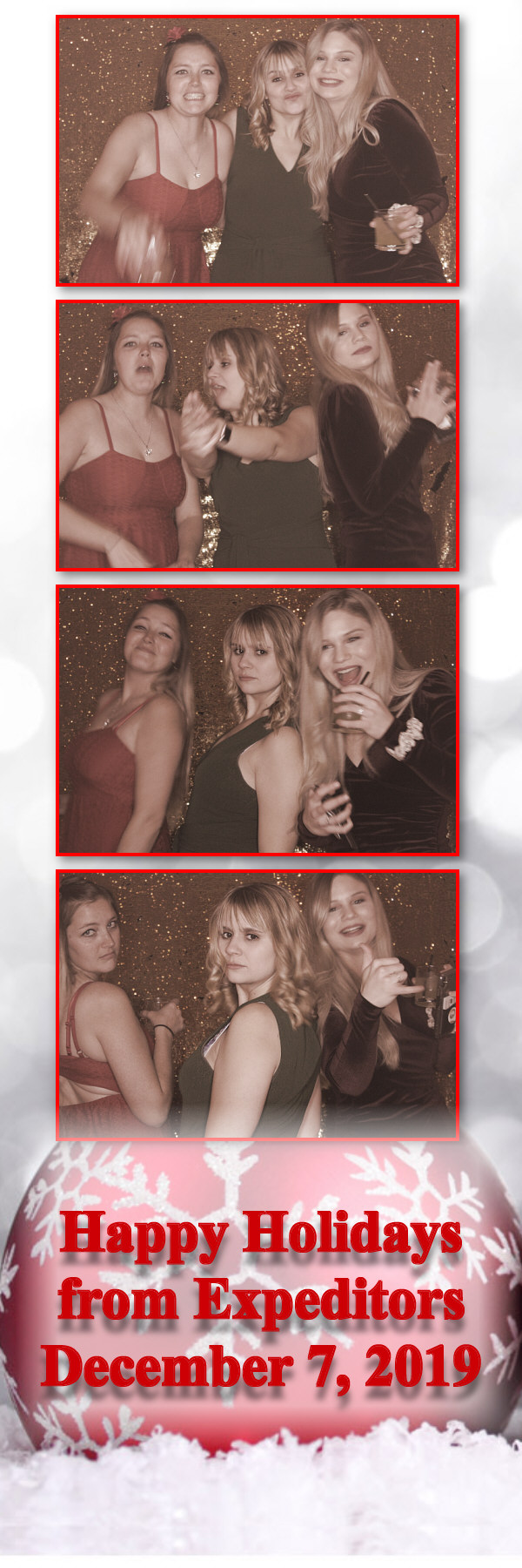 Expeditors Holiday Party  | View more photos from the event at gallery.saycheesephotobooth.com/u/SayCheesePhotoBooth/Expeditors-Holiday-Party