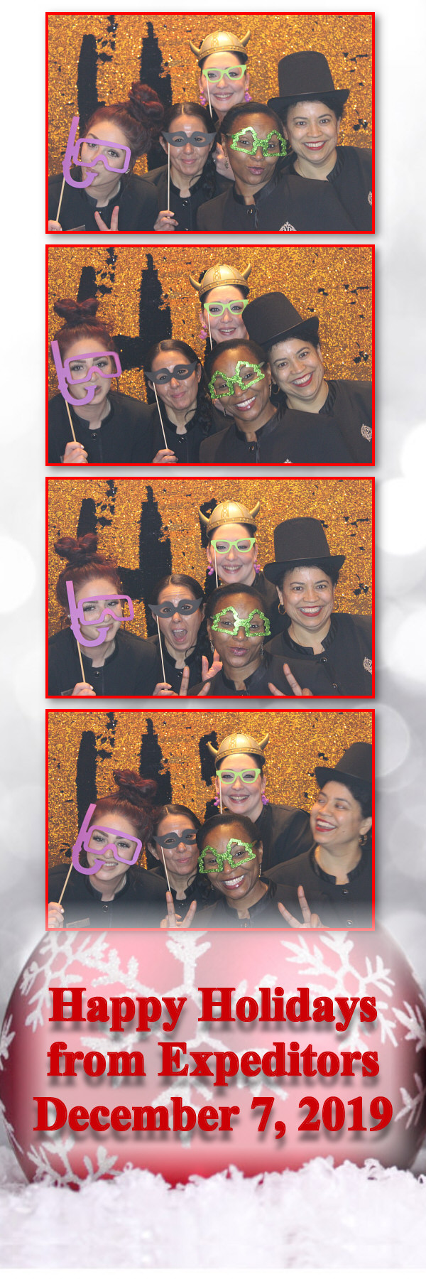 Expeditors Holiday Party  | View more photos from the event at gallery.saycheesephotobooth.com/u/SayCheesePhotoBooth/Expeditors-Holiday-Party