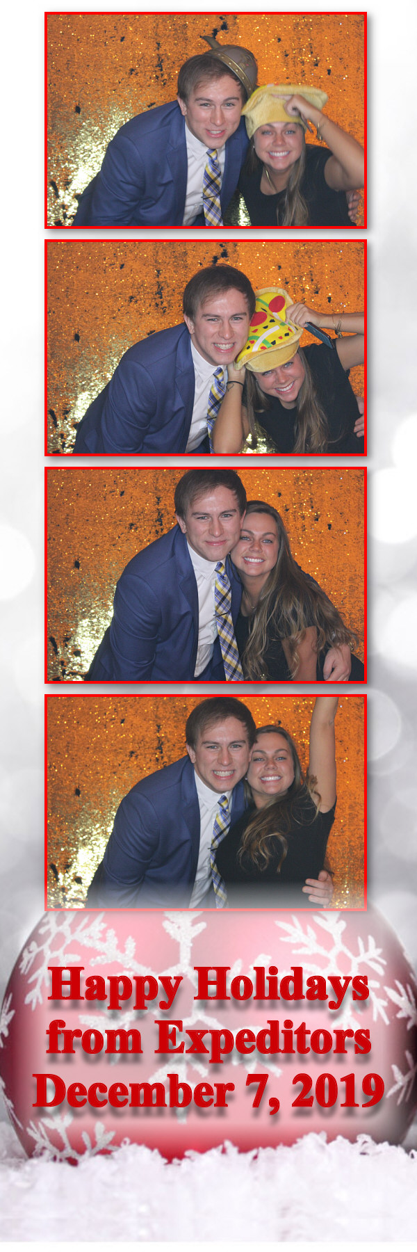 Expeditors Holiday Party  | View more photos from the event at gallery.saycheesephotobooth.com/u/SayCheesePhotoBooth/Expeditors-Holiday-Party