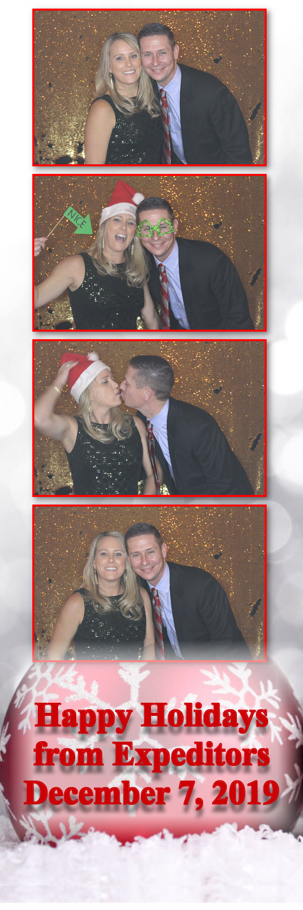 Expeditors Holiday Party  | View more photos from the event at gallery.saycheesephotobooth.com/u/SayCheesePhotoBooth/Expeditors-Holiday-Party