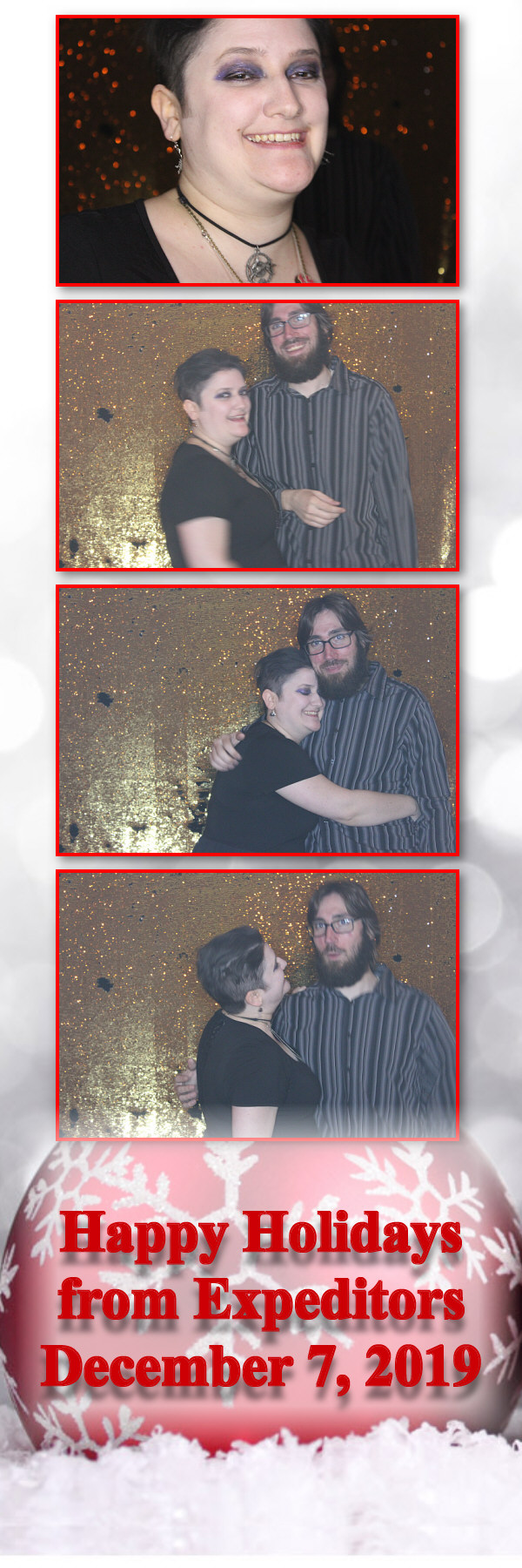 Expeditors Holiday Party  | View more photos from the event at gallery.saycheesephotobooth.com/u/SayCheesePhotoBooth/Expeditors-Holiday-Party