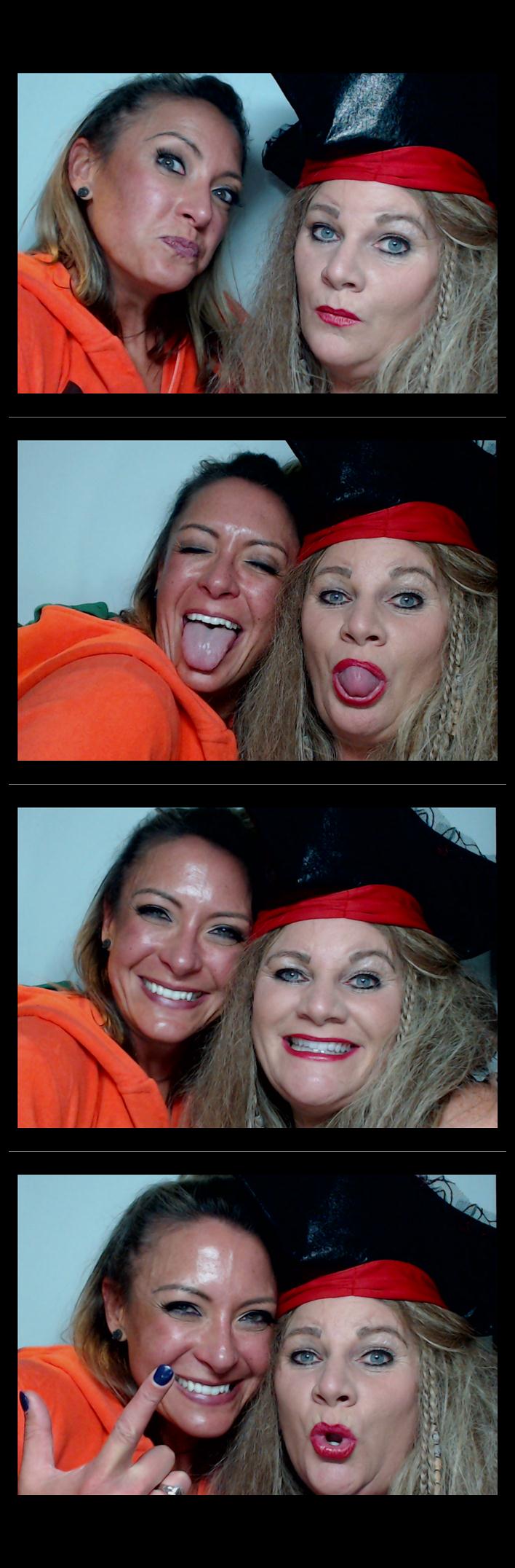 Four Bridges Halloween Party  | View more photos from the event at gallery.saycheesephotobooth.com/u/SayCheesePhotoBooth/Four-Bridges-Halloween-Party