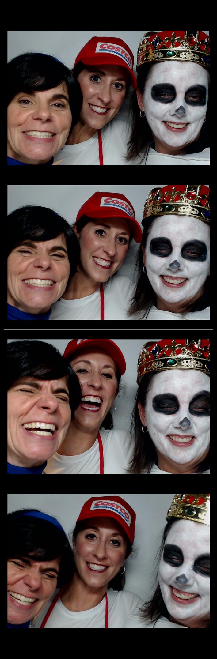 Four Bridges Halloween Party  | View more photos from the event at gallery.saycheesephotobooth.com/u/SayCheesePhotoBooth/Four-Bridges-Halloween-Party