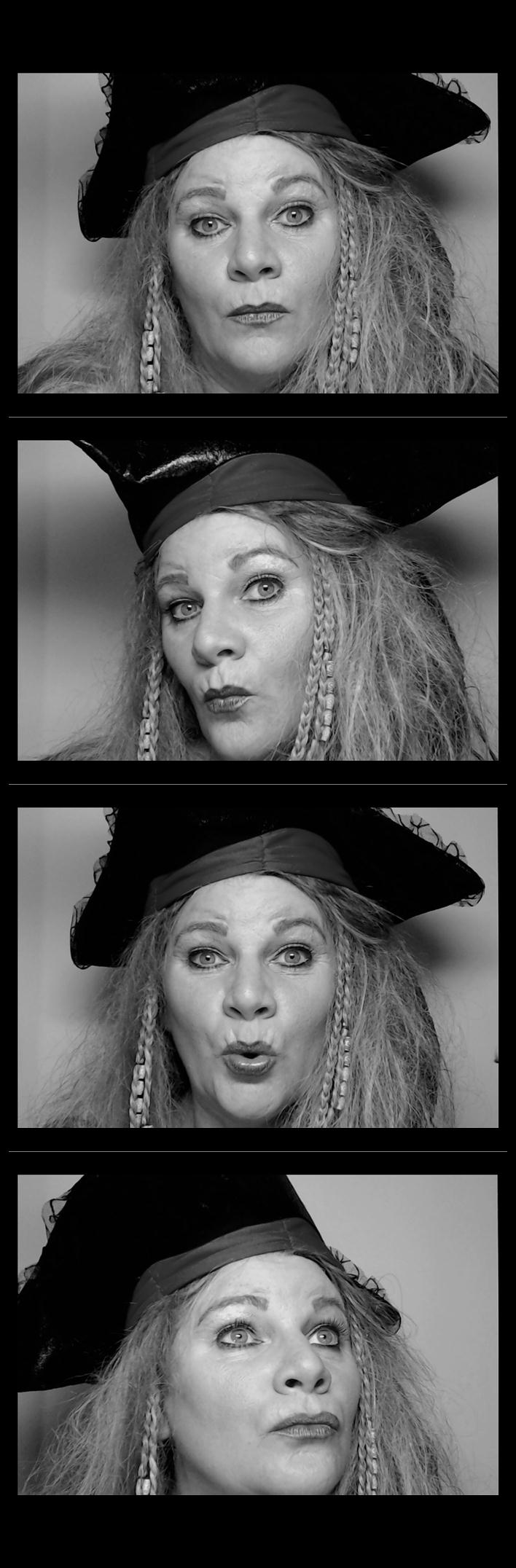 Four Bridges Halloween Party  | View more photos from the event at gallery.saycheesephotobooth.com/u/SayCheesePhotoBooth/Four-Bridges-Halloween-Party