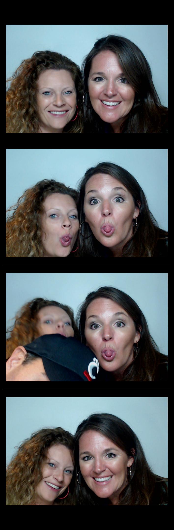 Four Bridges Halloween Party  | View more photos from the event at gallery.saycheesephotobooth.com/u/SayCheesePhotoBooth/Four-Bridges-Halloween-Party