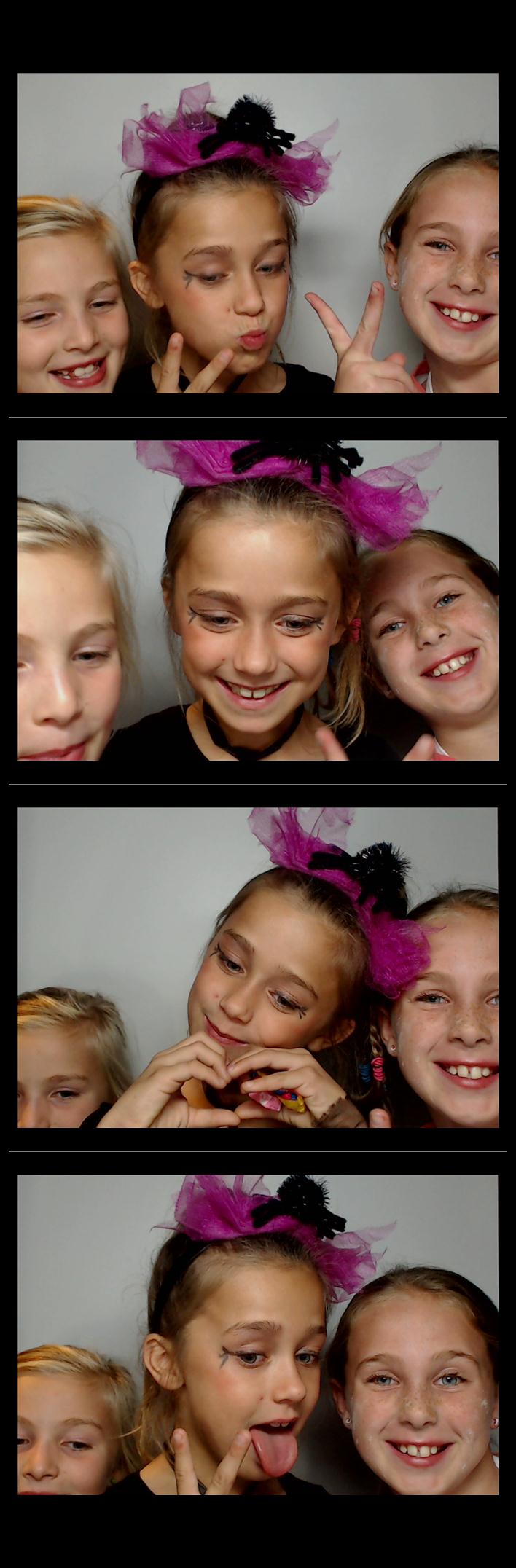 Four Bridges Halloween Party  | View more photos from the event at gallery.saycheesephotobooth.com/u/SayCheesePhotoBooth/Four-Bridges-Halloween-Party