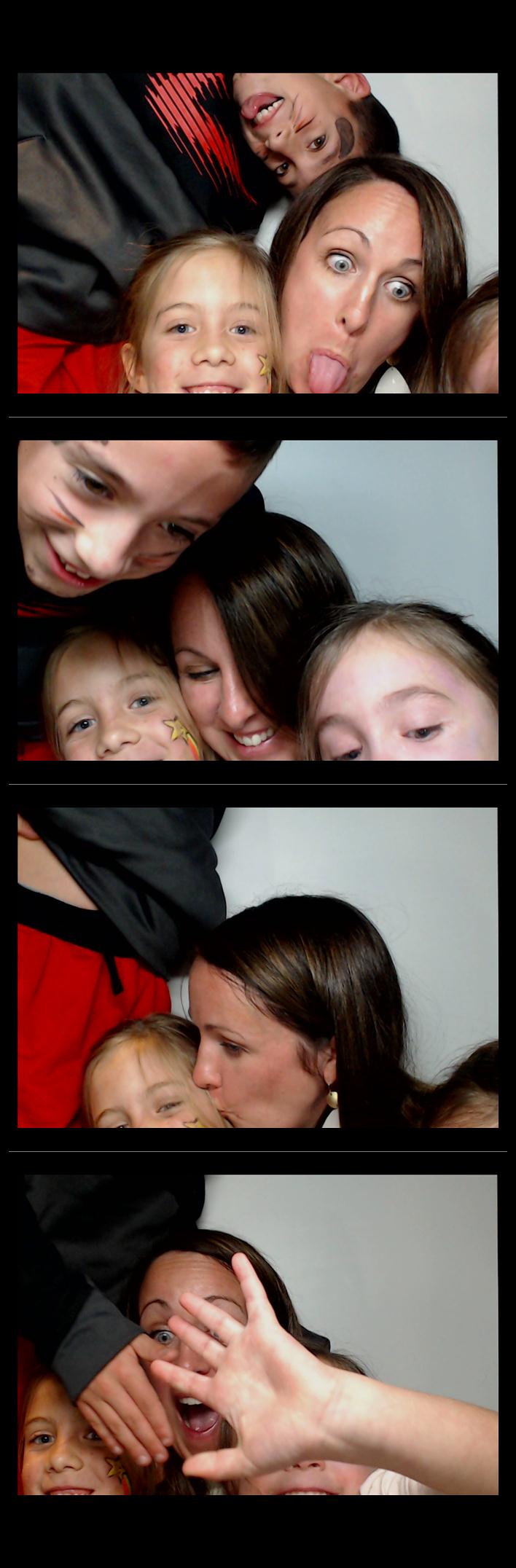 Four Bridges Halloween Party  | View more photos from the event at gallery.saycheesephotobooth.com/u/SayCheesePhotoBooth/Four-Bridges-Halloween-Party