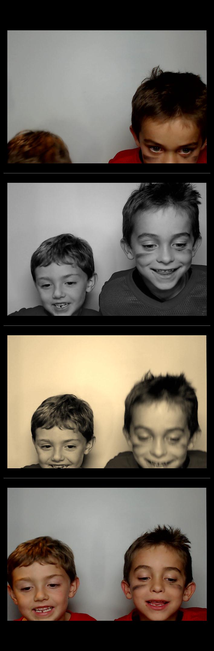 Four Bridges Halloween Party  | View more photos from the event at gallery.saycheesephotobooth.com/u/SayCheesePhotoBooth/Four-Bridges-Halloween-Party