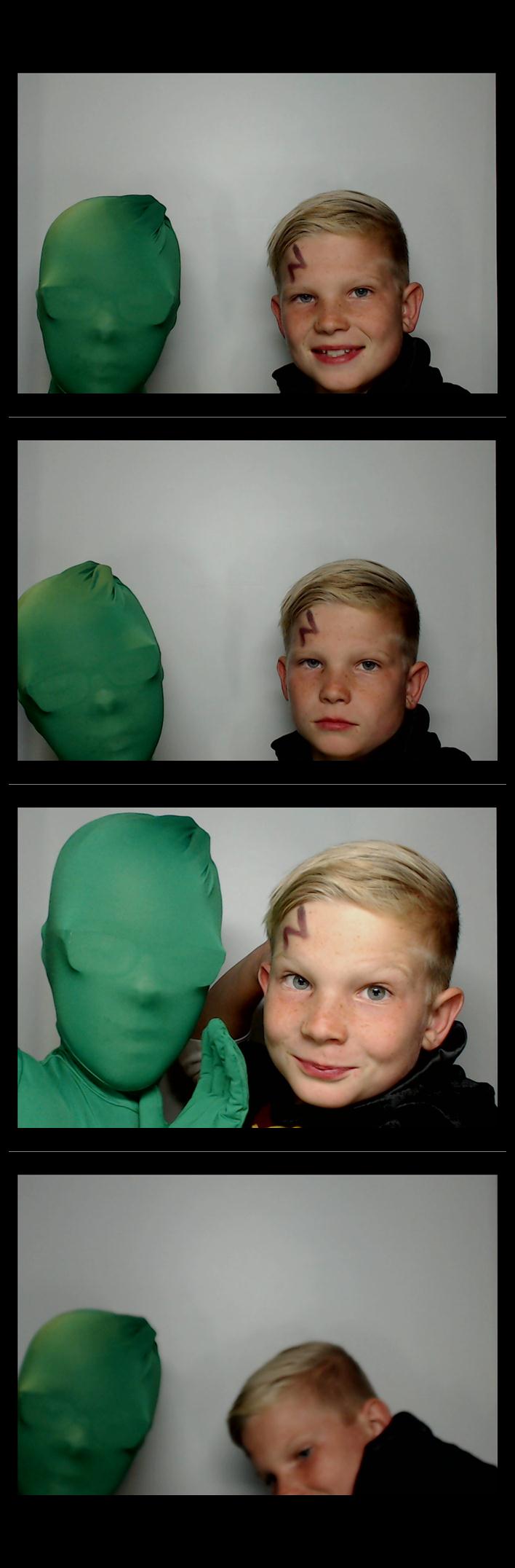 Four Bridges Halloween Party  | View more photos from the event at gallery.saycheesephotobooth.com/u/SayCheesePhotoBooth/Four-Bridges-Halloween-Party