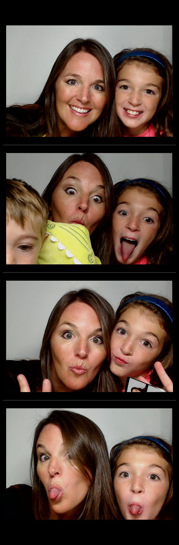 Four Bridges Halloween Party  | View more photos from the event at gallery.saycheesephotobooth.com/u/SayCheesePhotoBooth/Four-Bridges-Halloween-Party