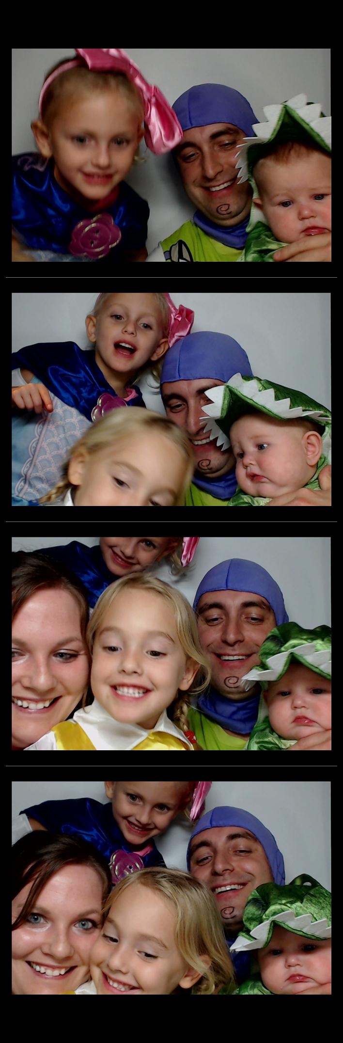 Four Bridges Halloween Party  | View more photos from the event at gallery.saycheesephotobooth.com/u/SayCheesePhotoBooth/Four-Bridges-Halloween-Party