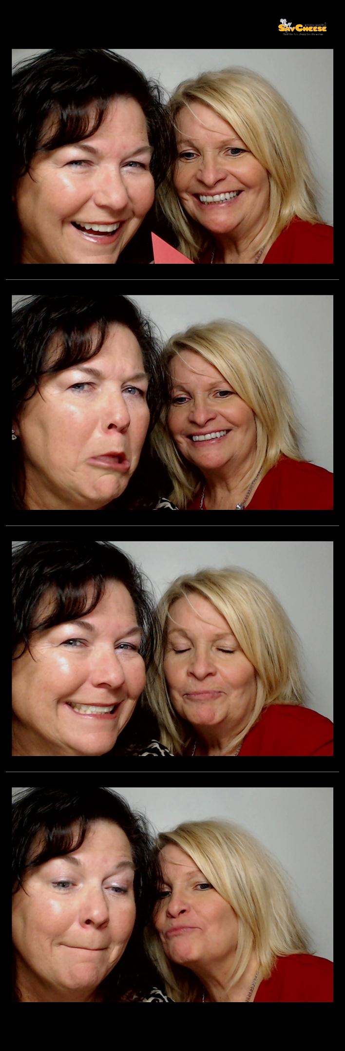 Four Bridges Holiday Party  | View more photos from the event at gallery.saycheesephotobooth.com/u/SayCheesePhotoBooth/Four-Bridges-Holiday-Party