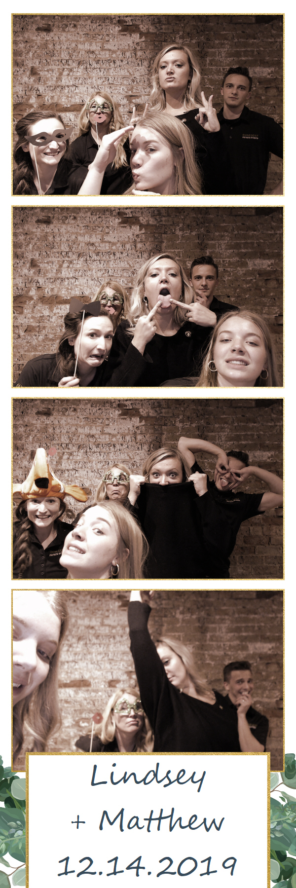 Gooch Wedding  | View more photos from the event at gallery.saycheesephotobooth.com/u/SayCheesePhotoBooth/Gooch-Wedding