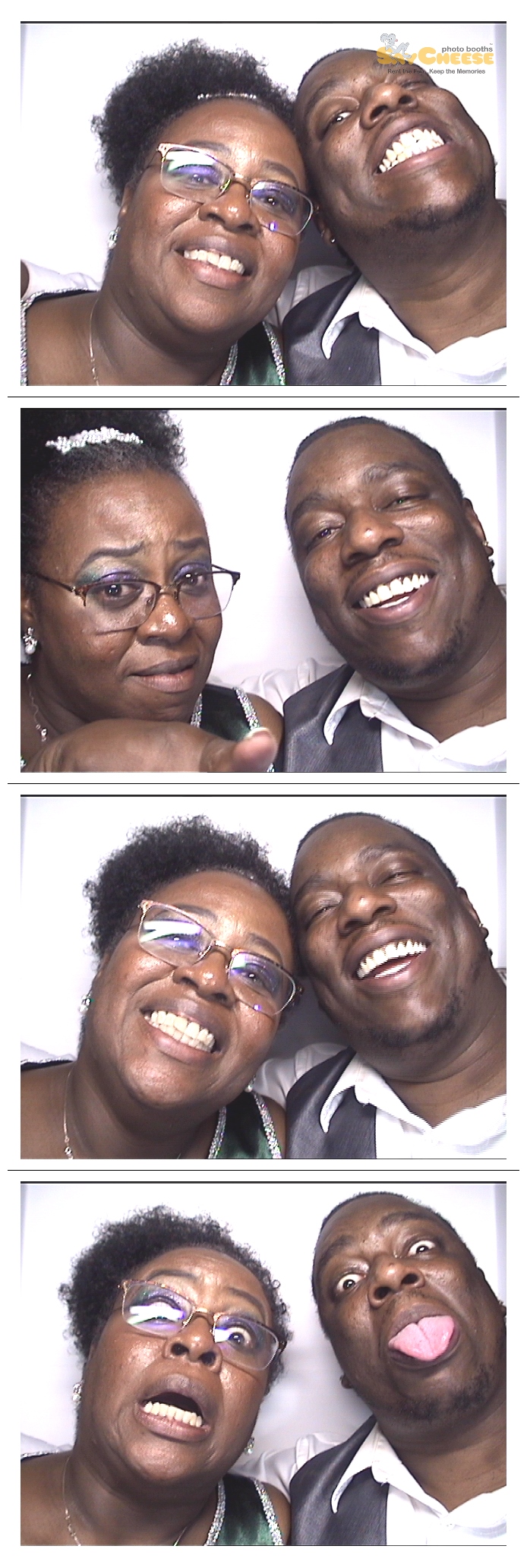 Gordon wedding  | View more photos from the event at gallery.saycheesephotobooth.com/u/SayCheesePhotoBooth/Gordon-wedding